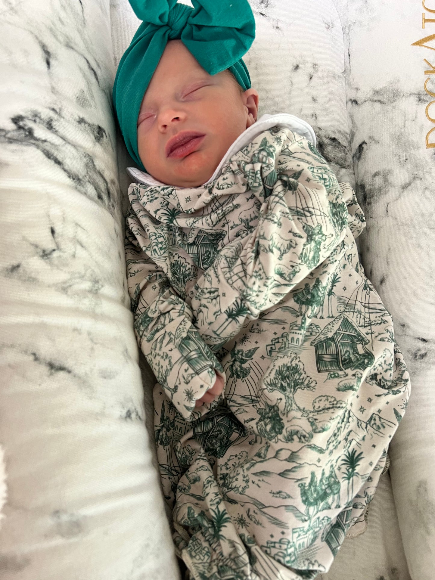 "Bethlehem" -Christmas Layette Newborn Gown and Bonnet Set