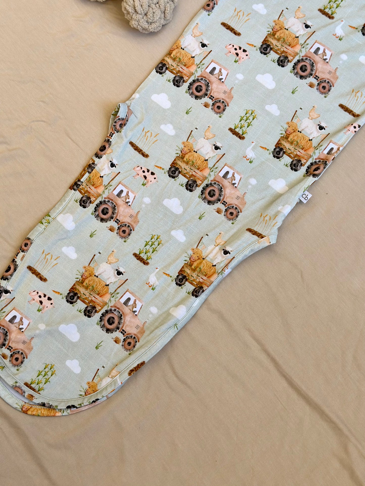 Peter Knotted Nursery Gown