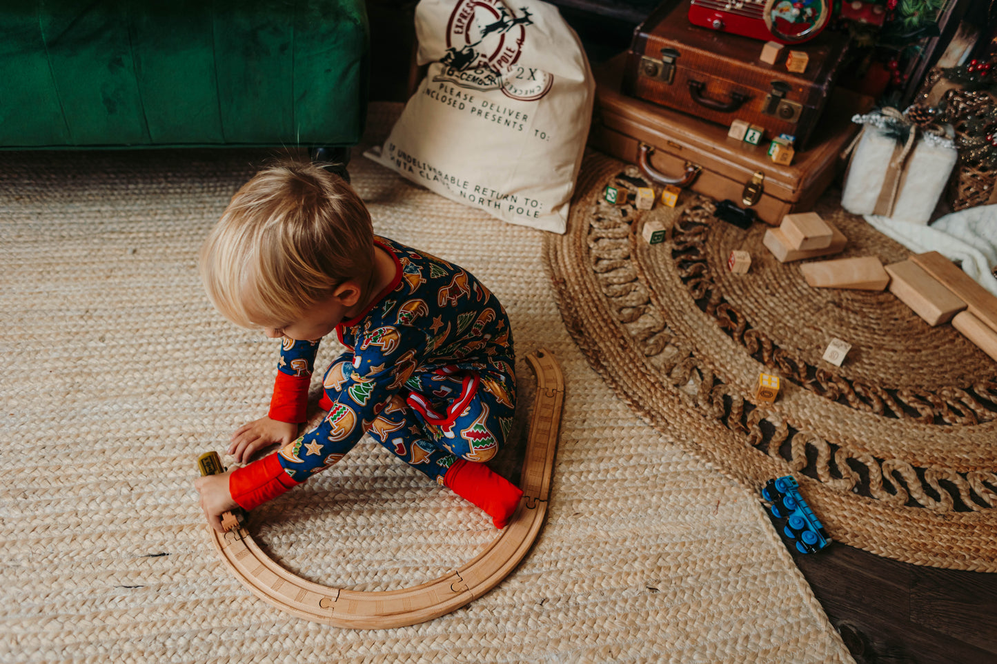 Snackosaurus- Dinosaur Bamboo Convertible Sleeper